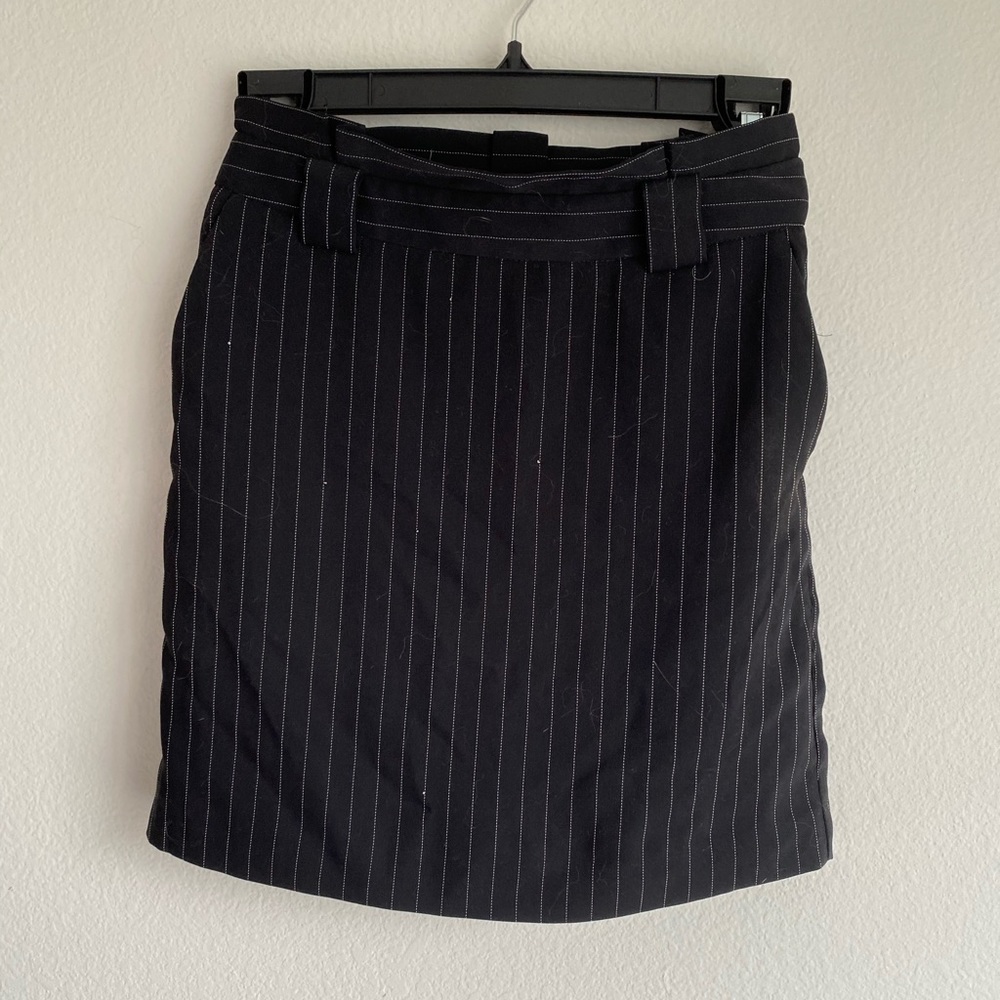 Black and white mini skirt size 0